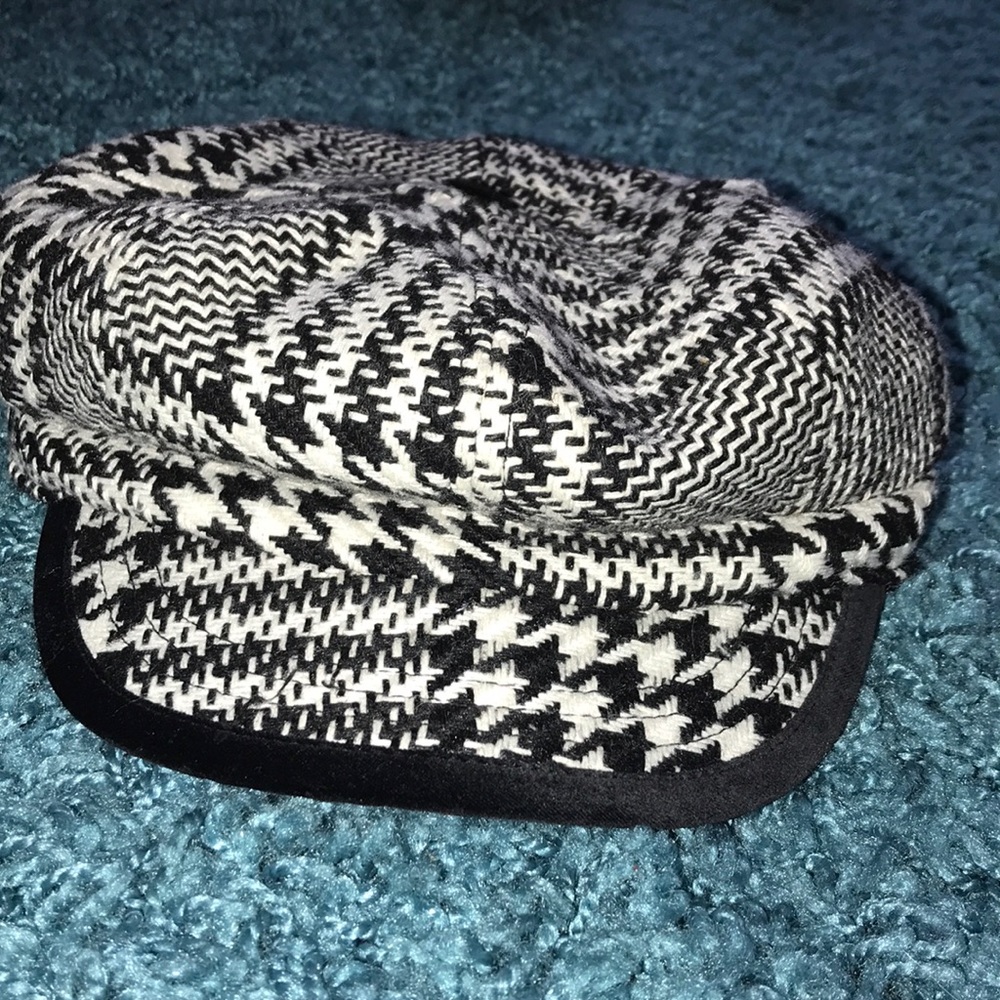 Black and white knitted hat